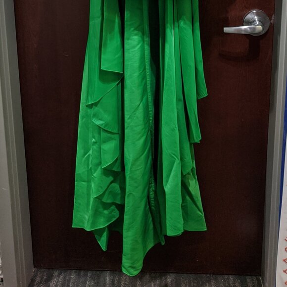 Flirt Prom P1637 Size 6 Green High Low Dress - Picture 3 of 7